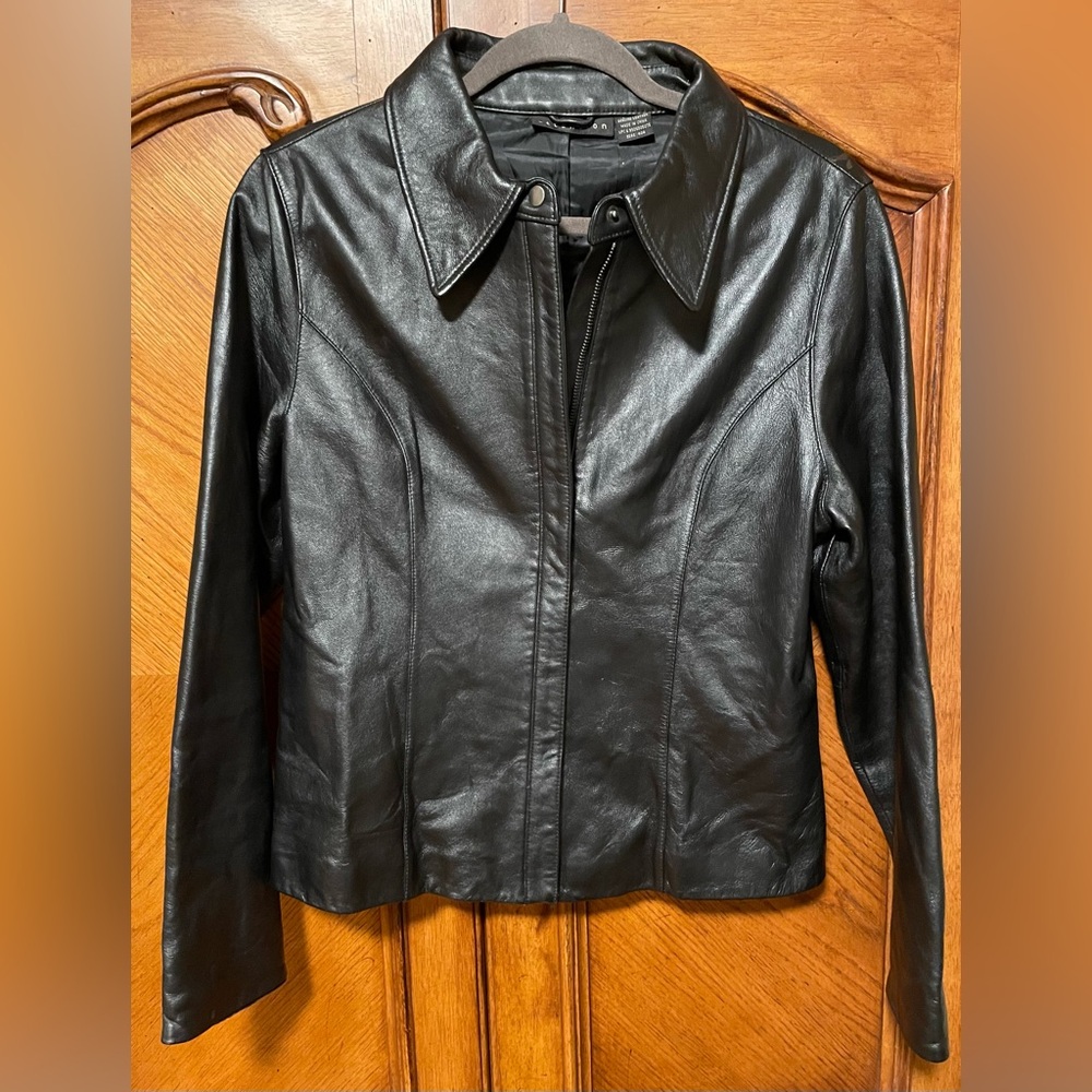 Attention Black Genuine Leather Jacket Women’s Size Medium Collared Full Zip
